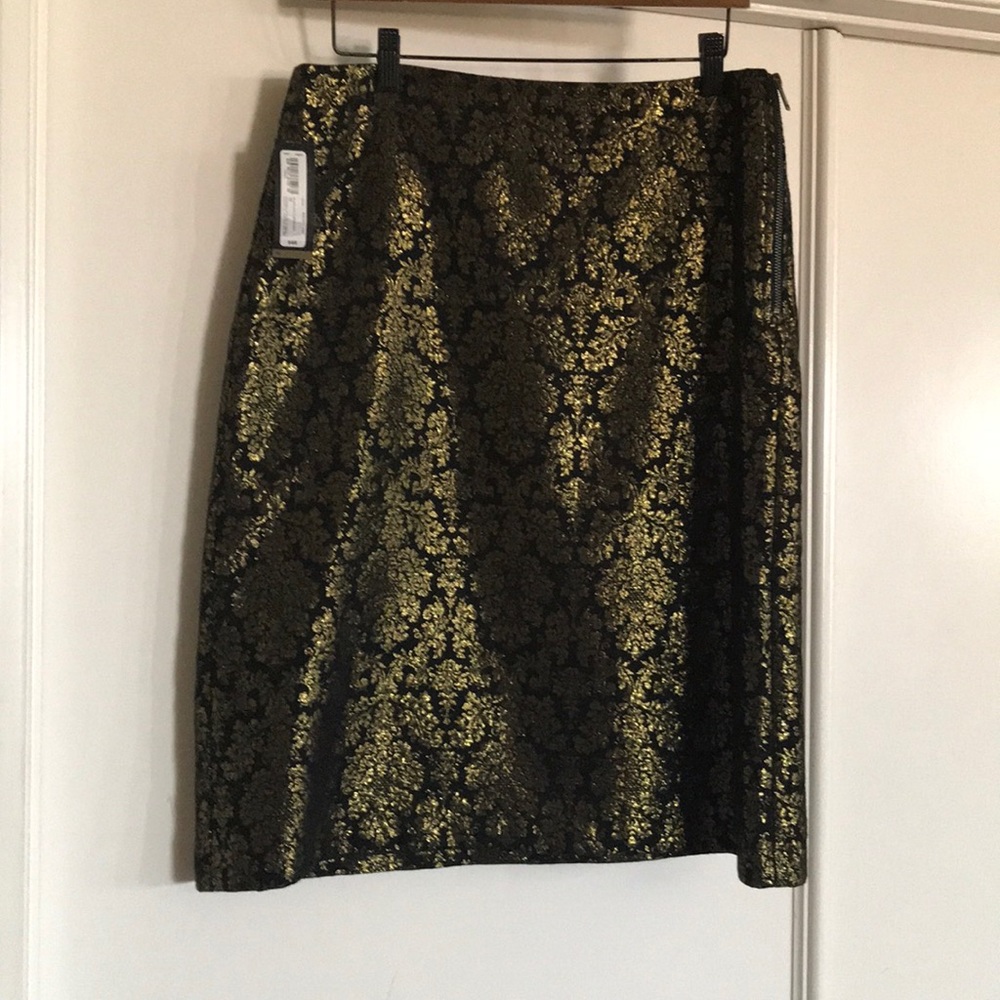 Brand new pencil skirt